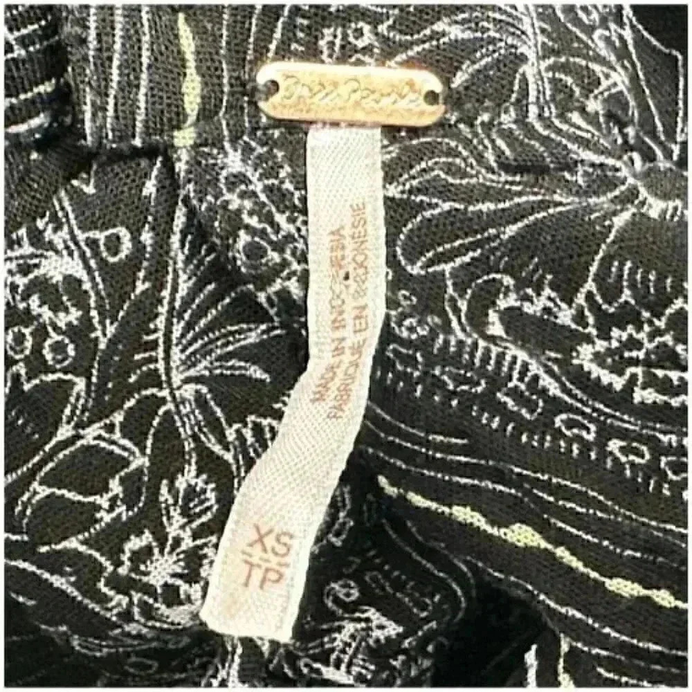 Free People Tunic Top Black XS Floral Boho Keyhole High Neck Walking On A Dream - Picture 4 of 5